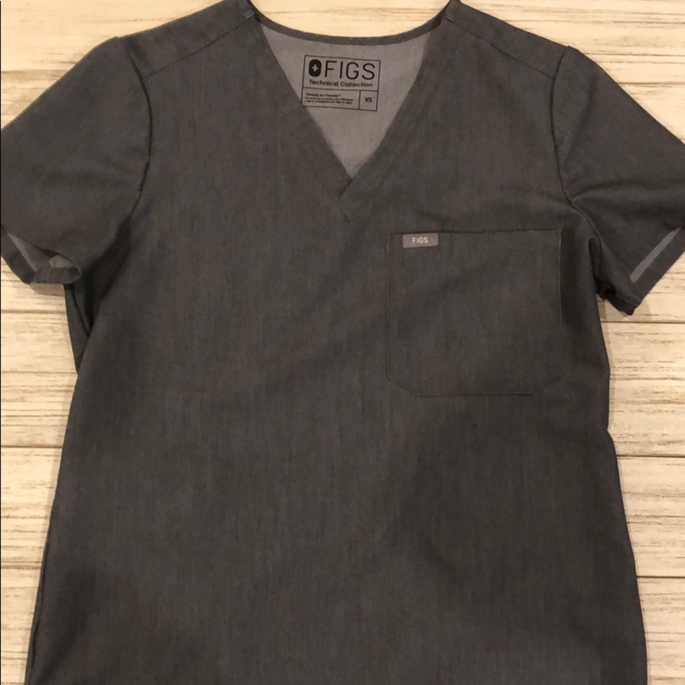 Figs Catarina one-pocket scrub top